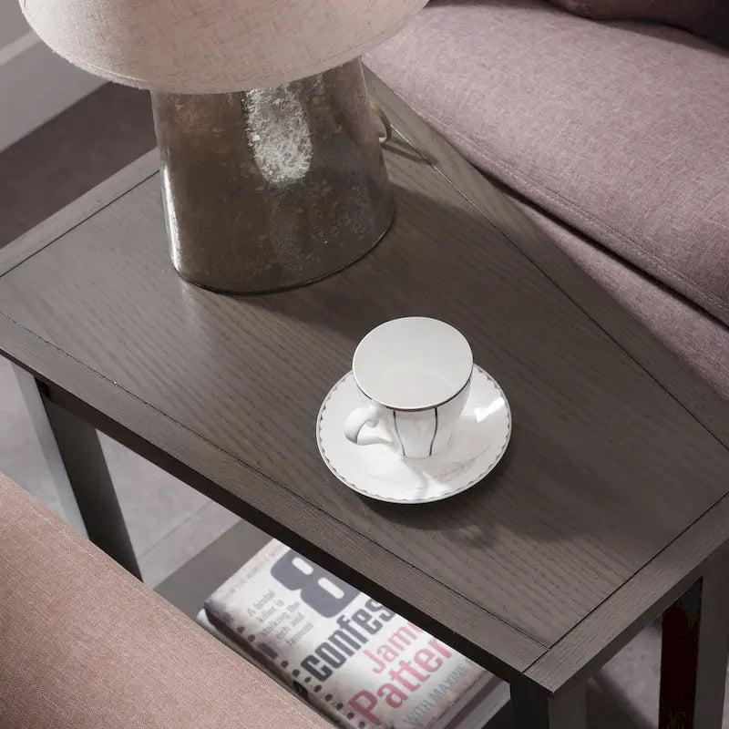 Tavolino con cuneo Smoke Grey / Rovere rustico per 1–2 posti
