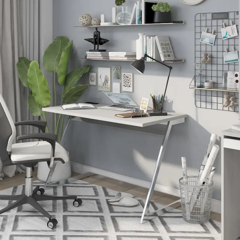 Scrivania per computer in acciaio Glam bianca/nera da 47" con porte USB – 1 persona